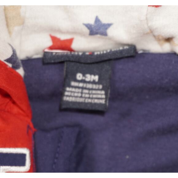 Tommy Hilfiger Baby Snowsuit 0-3M Hooded Bunting Suit Red Navy Logo - Picture 4 of 5